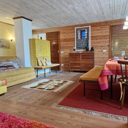 Villa Yvonne *